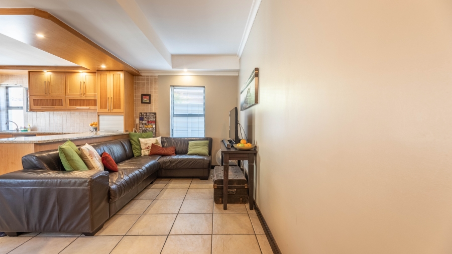 5 Bedroom Property for Sale in Parklands Western Cape